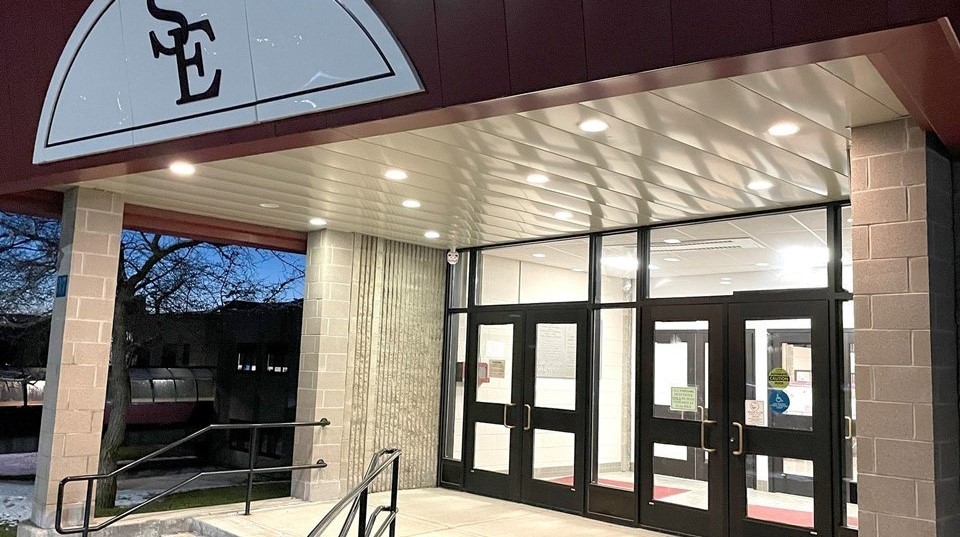 S-E Auditorium Entrance (12/2022)