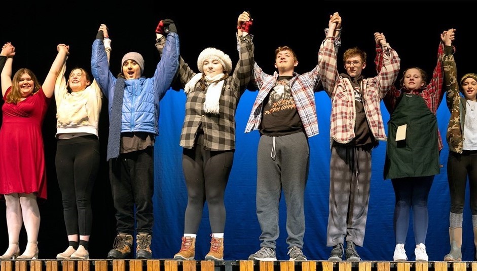 Cast of Almost, Maine (5/2024)